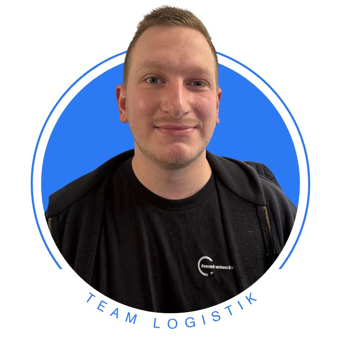 Adrian Salihi - Team Logistik